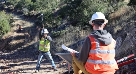Field crew conducting excavation rippability analysis using seismic hammer testing to evaluate subsurface rock strength and mechanical response, supporting excavation planning, equipment selection, and cost estimation decisions.